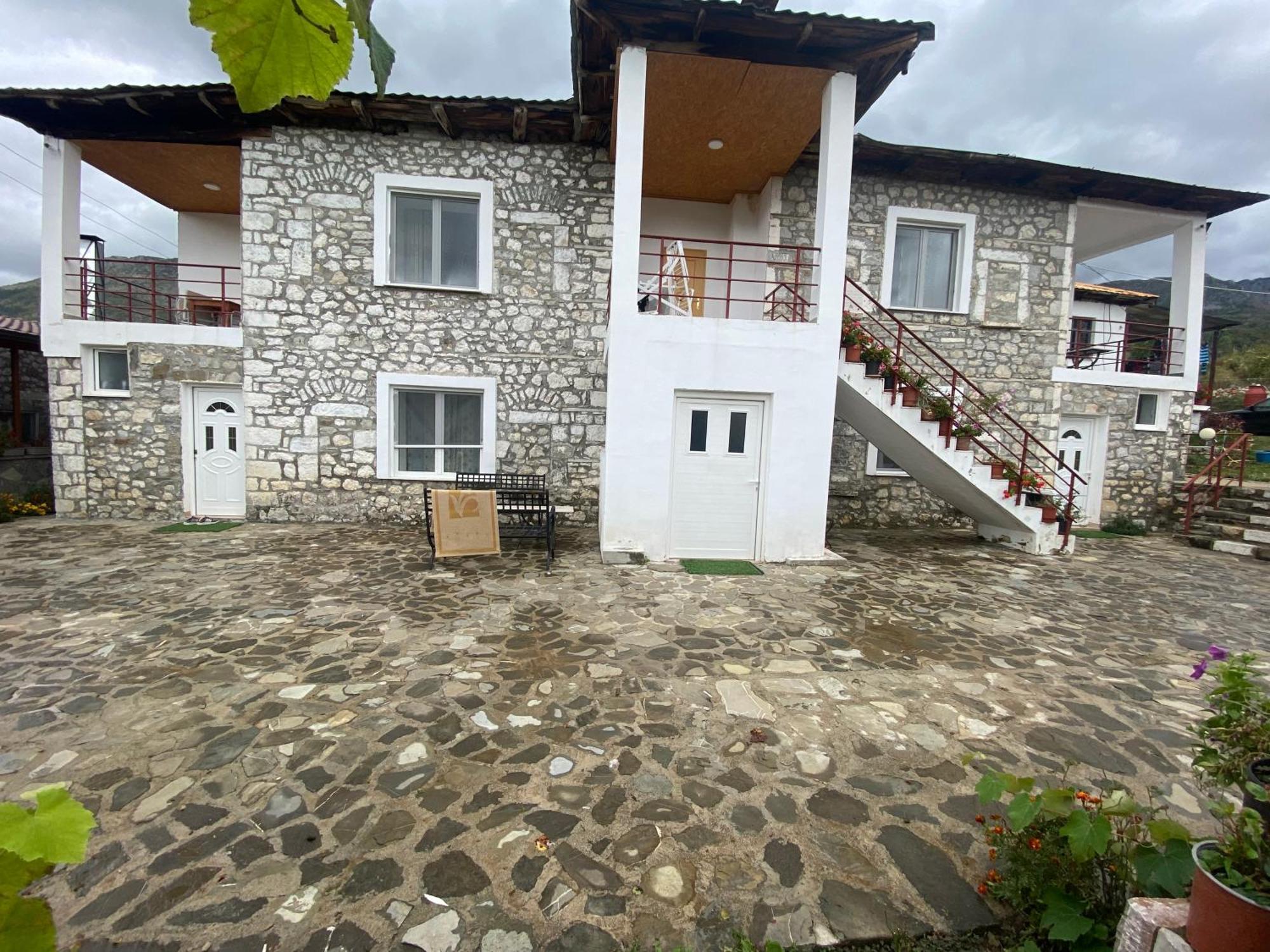 Vila Disha Villa Tirana Exterior photo